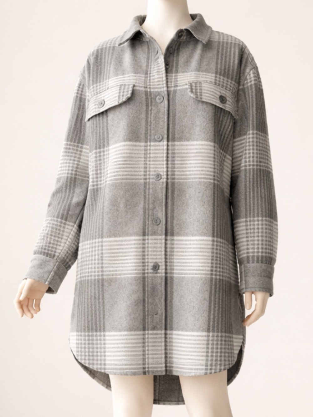 Denver Hayes Oversized Gray and White Plaid Utility Jacket Shacket - M